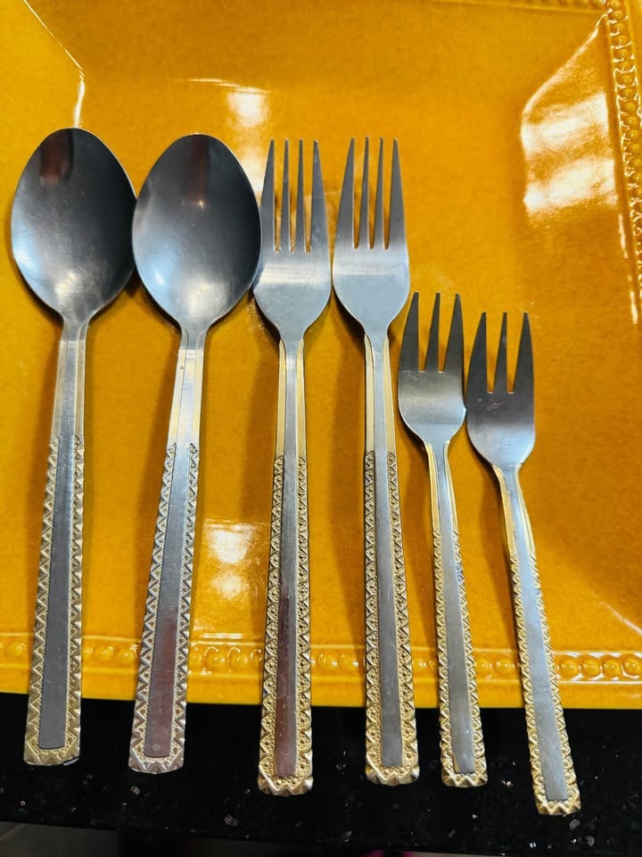 Kitchen Bundle: Glasses, Serving Plates, Cutlery, Bowls - photo 5