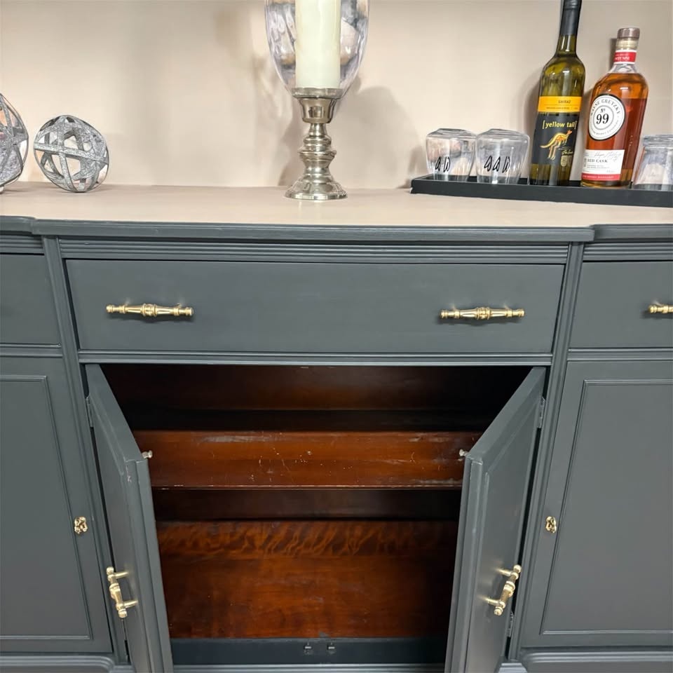 Mahogany Sideboard/Buffet - photo 3