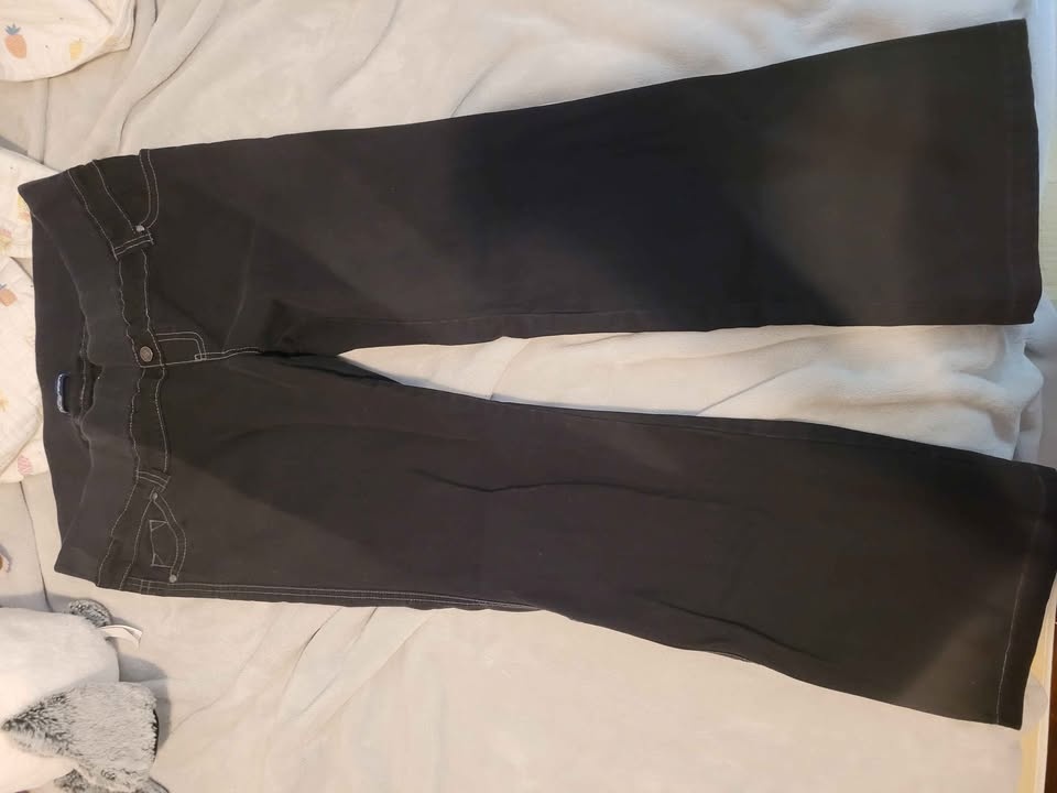 Maternity clothes - photo 3