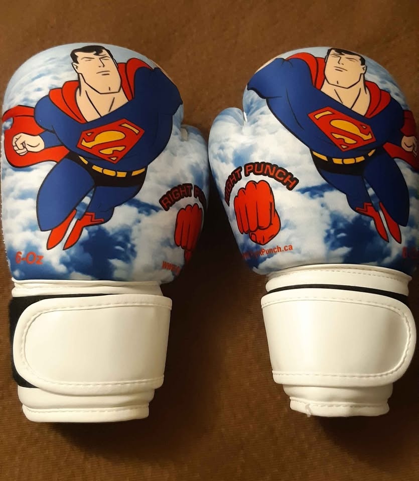 Right Punch 6oz Kids Boxing Gloves Brand New 🏆 - photo 2