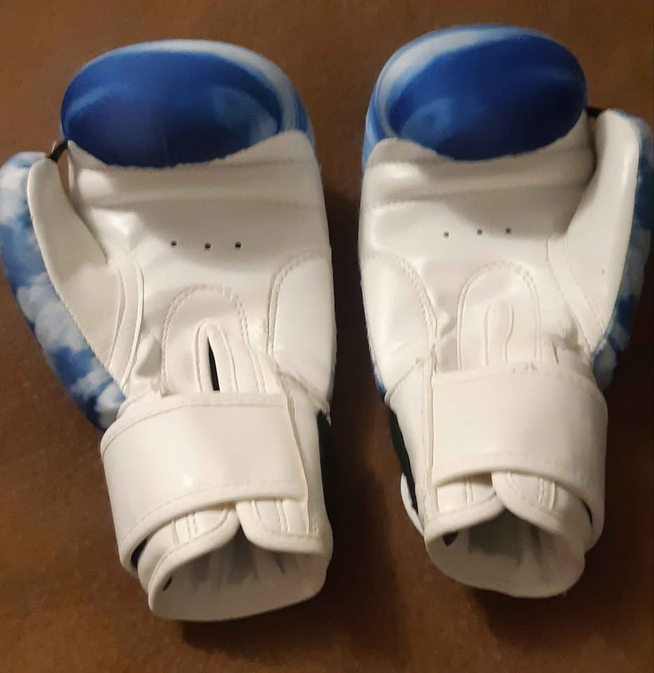 Right Punch 6oz Kids Boxing Gloves Brand New 🏆 - photo 3