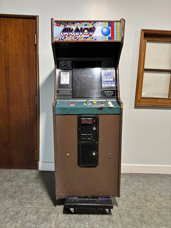Arkanoid Arcade Cabinet