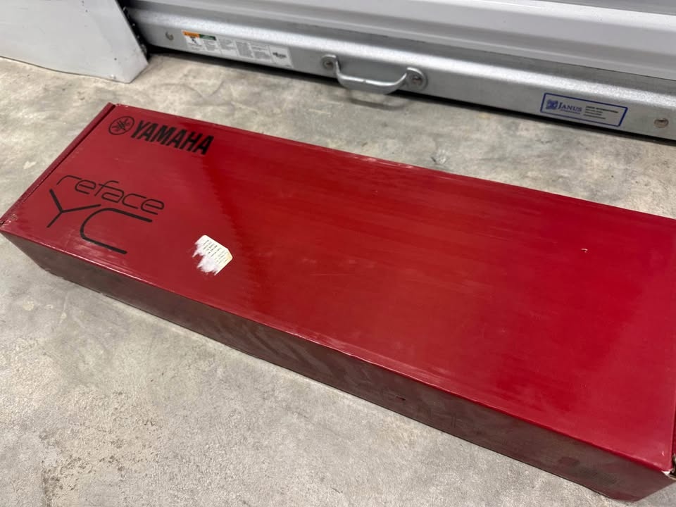 Yamaha Reface YC (Red) - photo 2