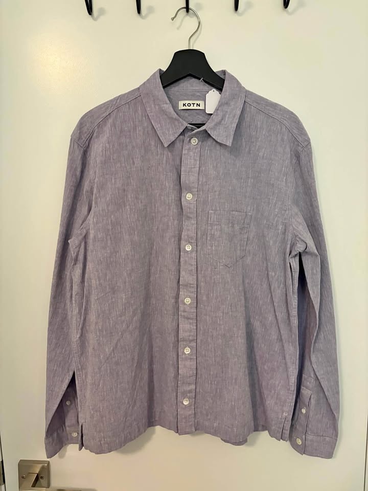 Kotn Men’s Featherweight Long Sleeve Shirt – Lavender