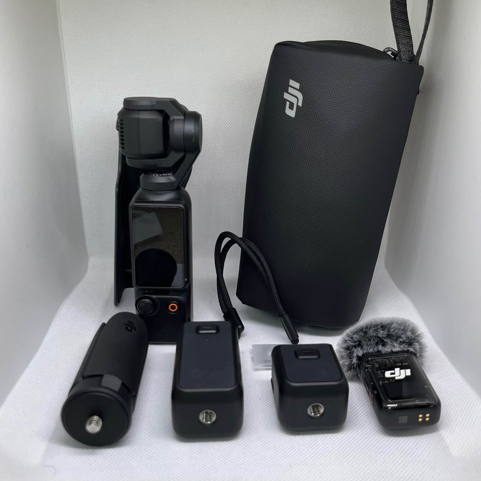 DJI Osmo Pocket 3 Creator Combo – Mint Condition | Full Packagin - photo 3