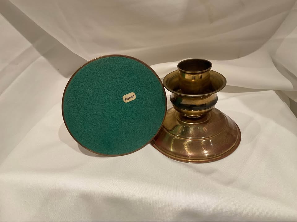 Brass Candleholders PAIR Made in England - photo 2