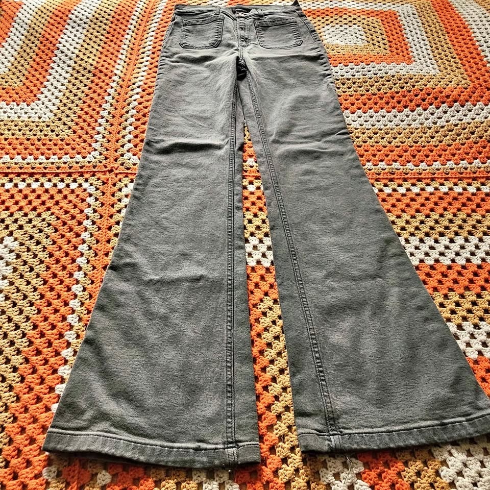 GAP Olive 70s Flare High Rise Womens Jeans 28 6 Tall