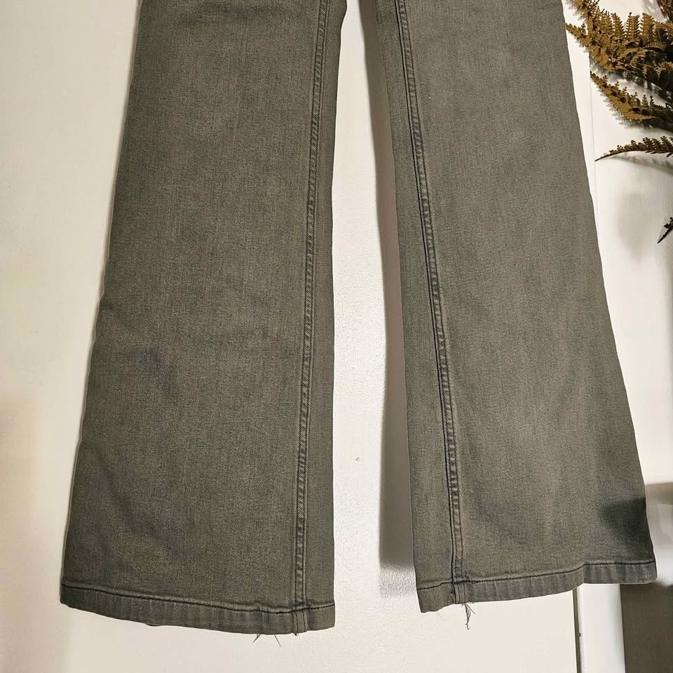 GAP Olive 70s Flare High Rise Womens Jeans 28 6 Tall - photo 5
