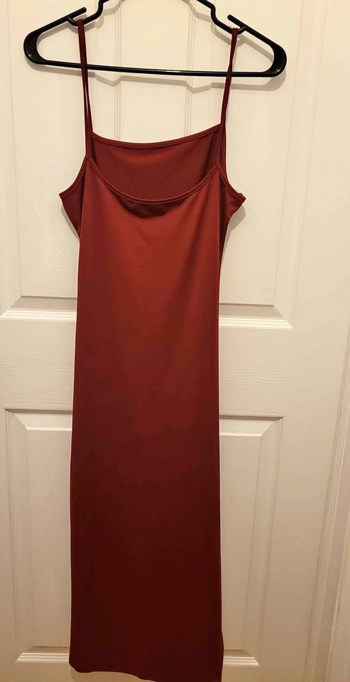 Long burgundy dress - small