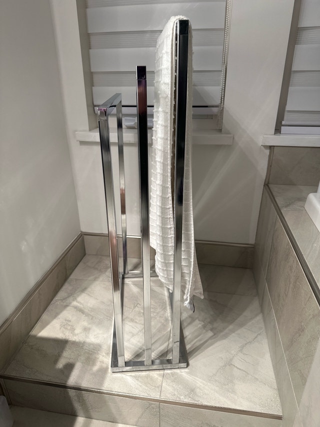Chrome Towel Rack - photo 2