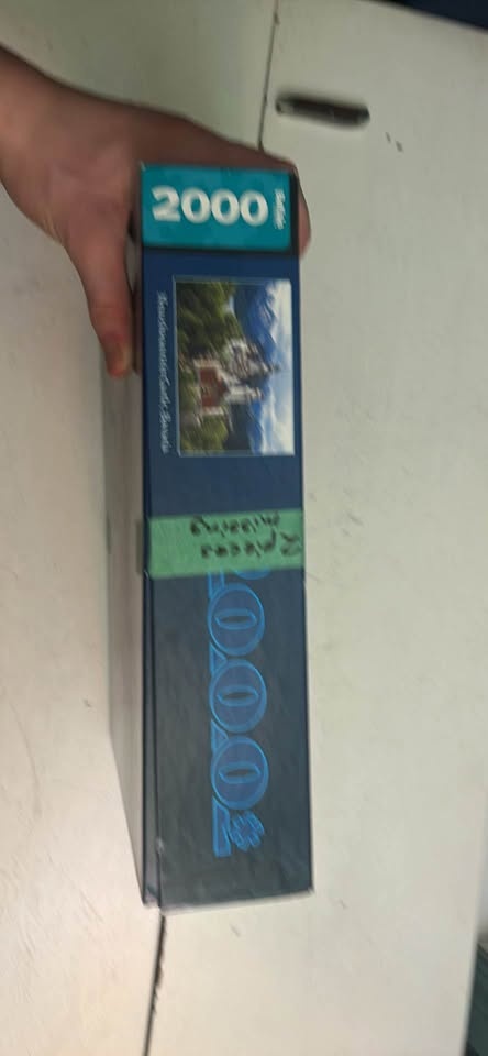 2000 Piece Castle Puzzle - Neuschwanstein - photo 3