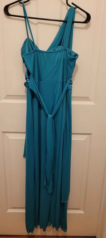 Beautiful Dinner/Party Dress - Women's Medium - photo 2