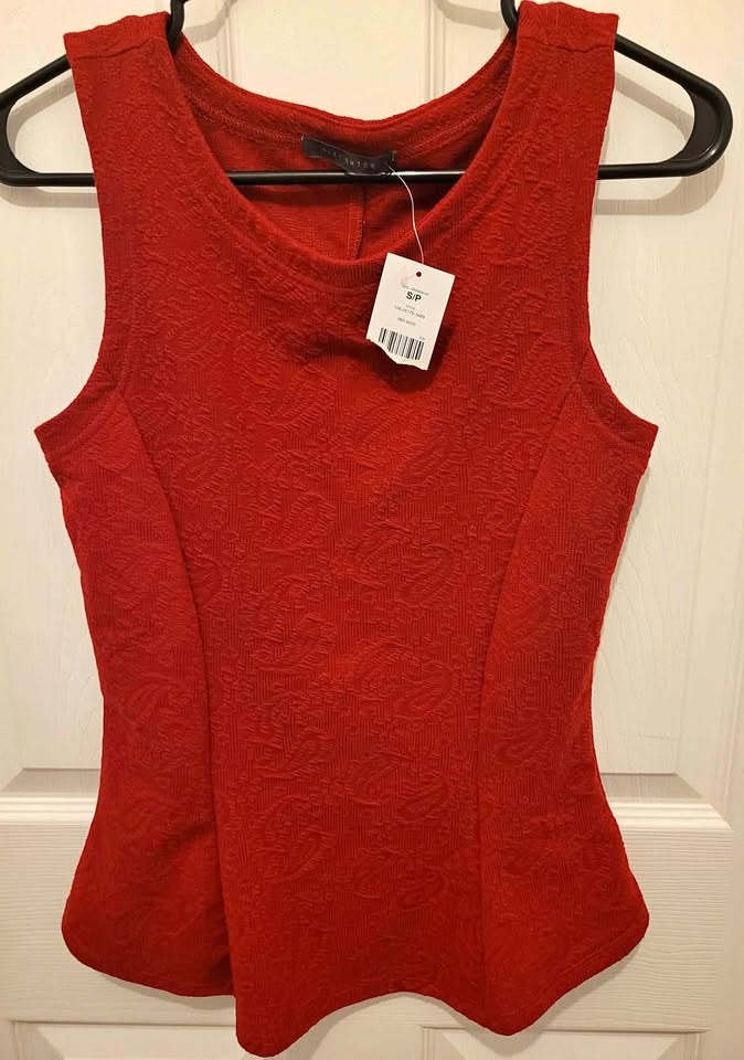 Woman tops - size small