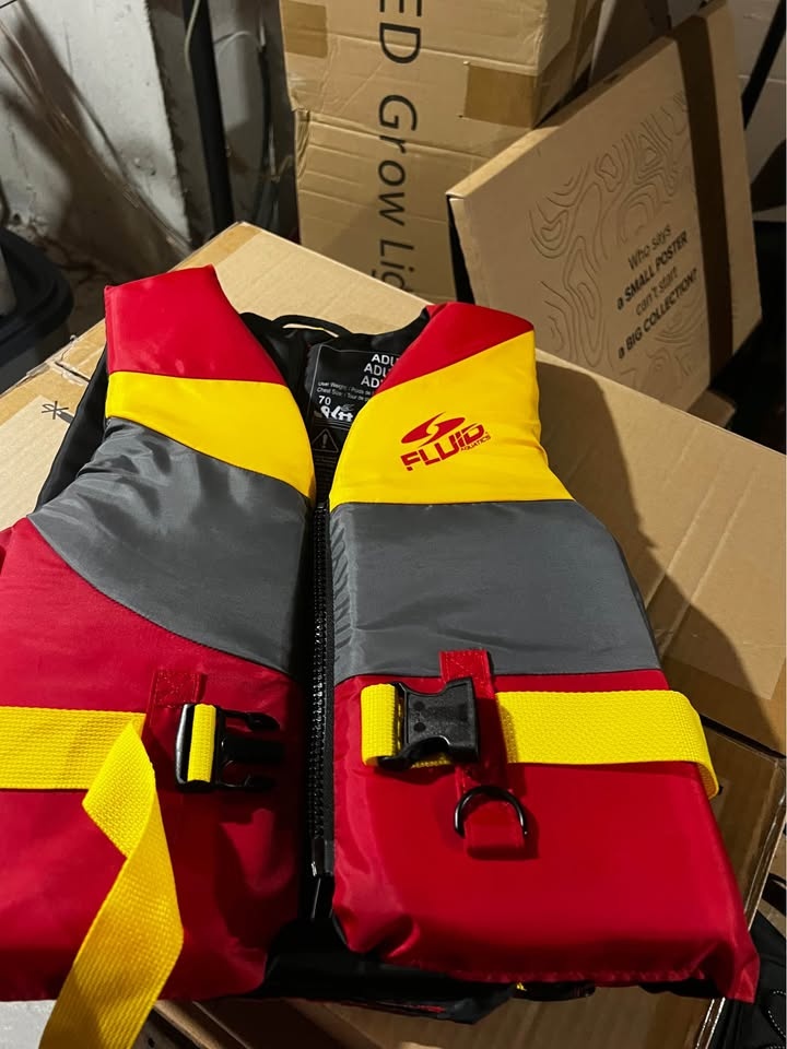 Brand new life jackets - photo 4