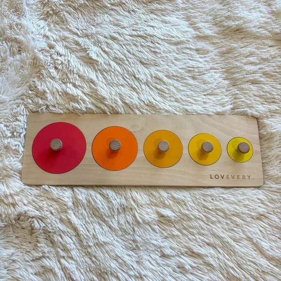 Lovevery Wooden Circle of Friends Puzzle - photo 2