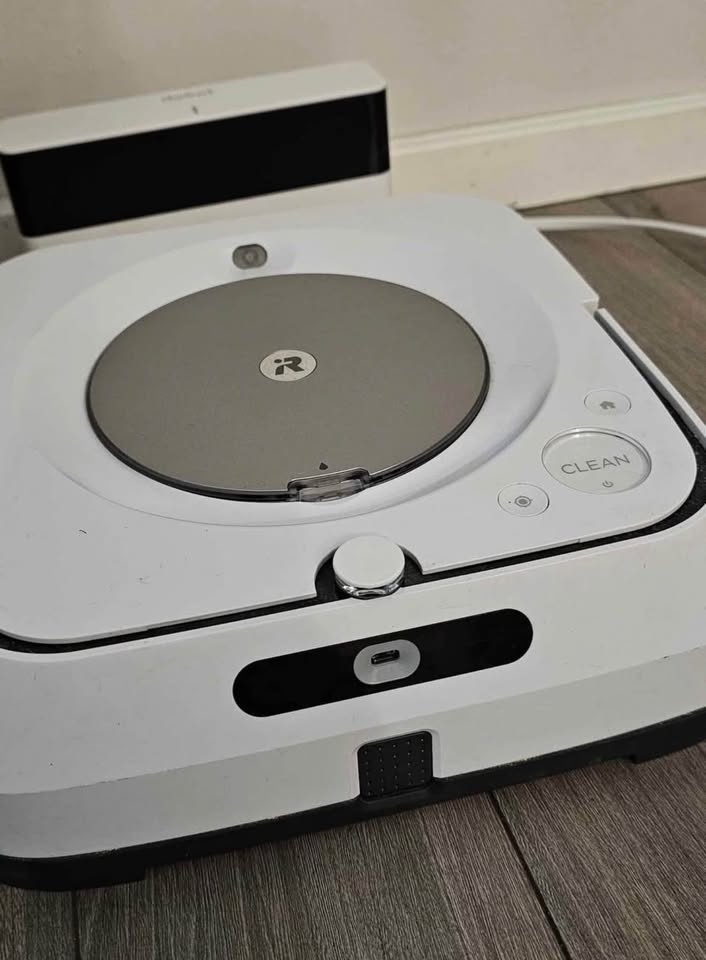iRobot Braava jet Robot Mop w/ Dock - white - photo 3