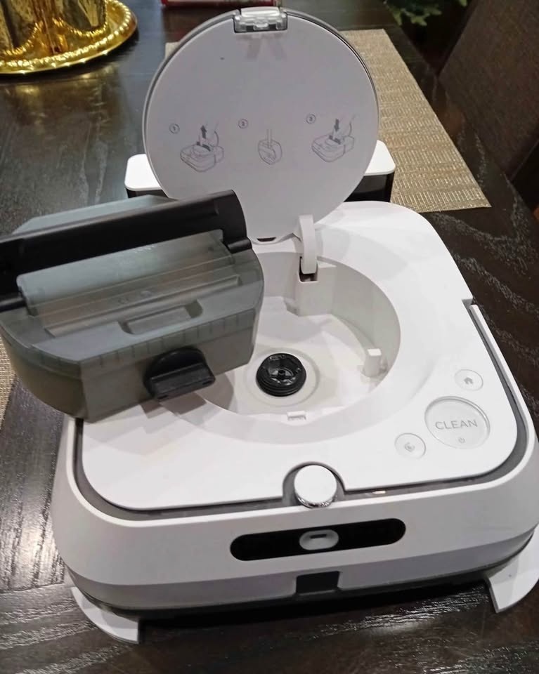 iRobot Braava jet Robot Mop w/ Dock - white - photo 4