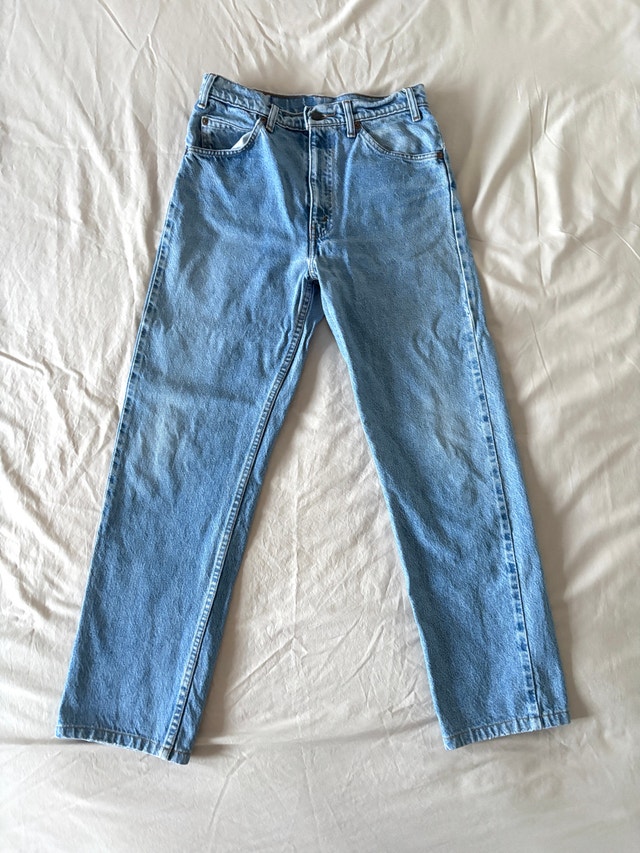 Vintage Levi’s 505 Light Blue Stone Wash Straight-Leg Jeans W28