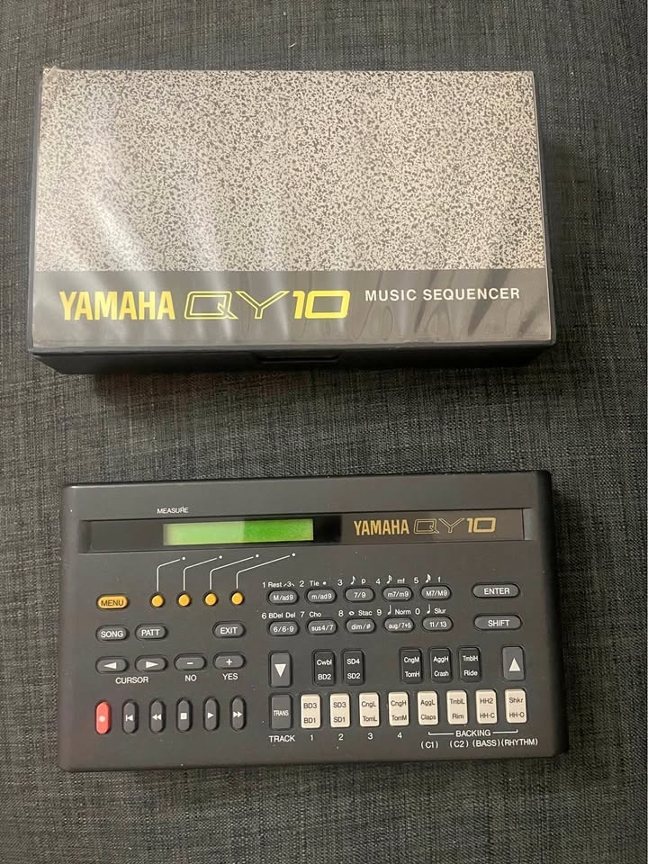 Vintage Yamaha QY10 Sequencer