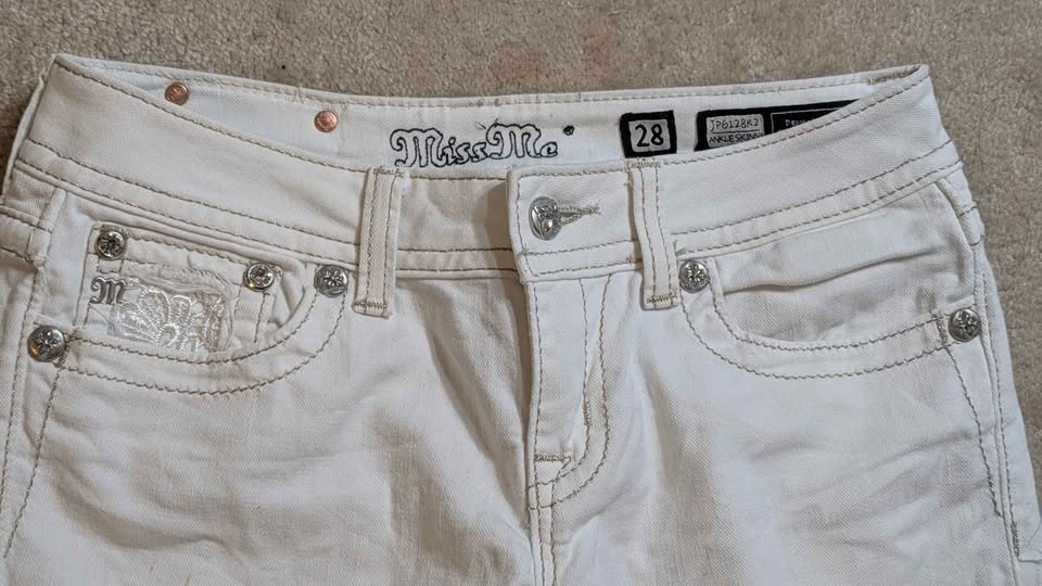 Miss Me Jeans! - Will lower price if you ask! - photo 2