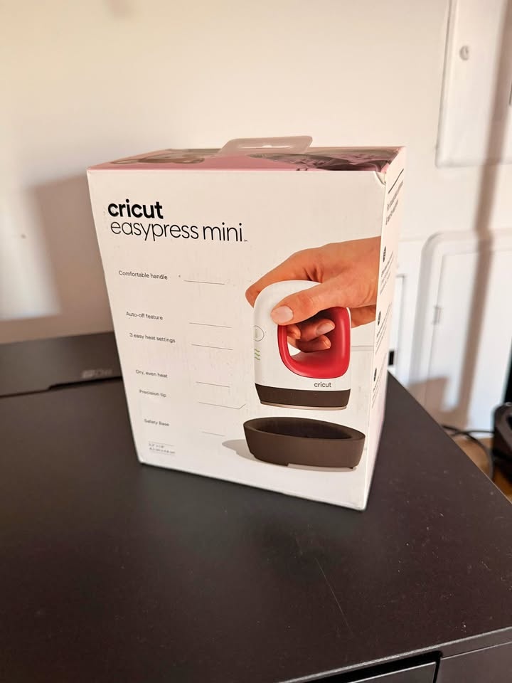 Mini Heat Press for Labels & Small Crafts