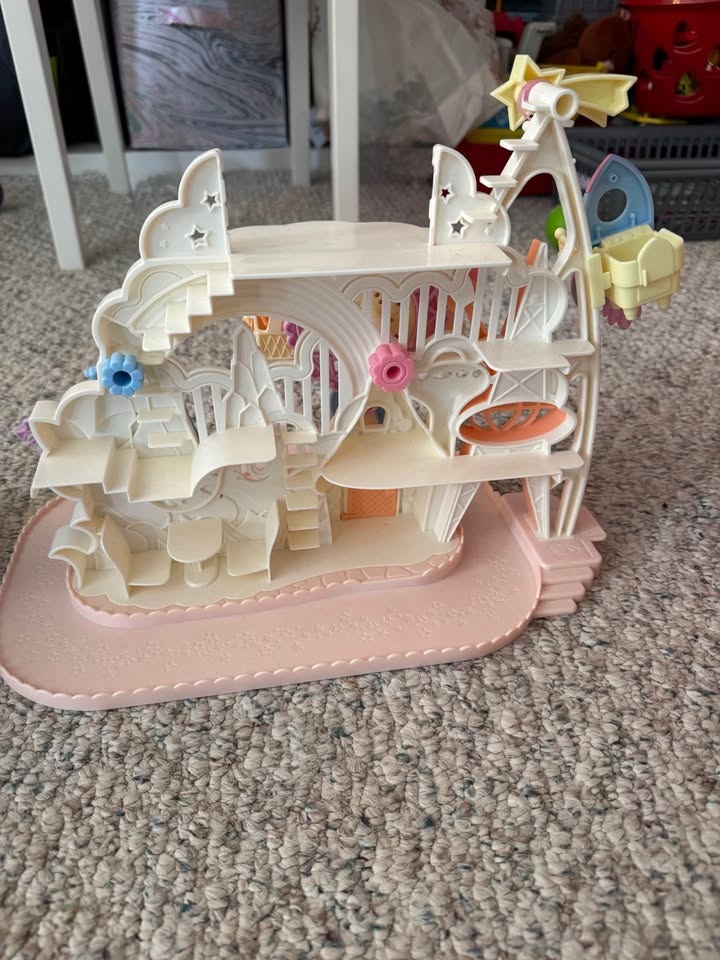 Sylvanian Families Play Sets - photo 3
