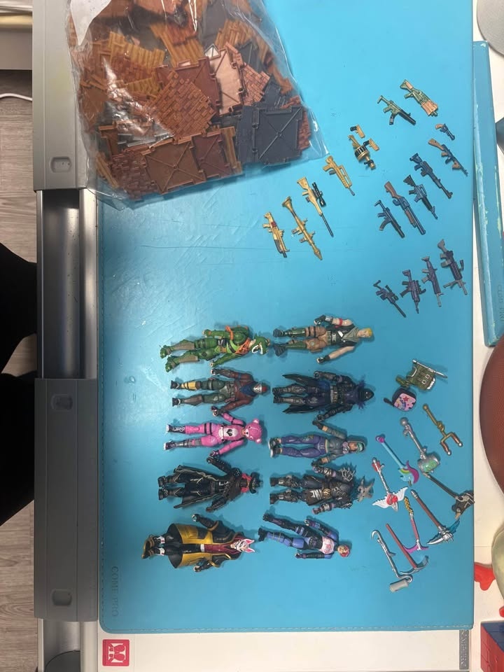 Fortnite Action Figures & Accessories Big Lot - photo 2