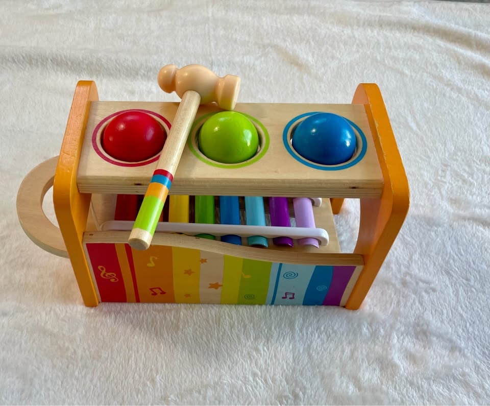 Hape Pound & Tap Bench with Slide Out Xylophone - photo 2