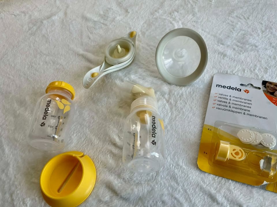 Medela Harmony Manual Extractor & 75 Storage Bags - photo 3