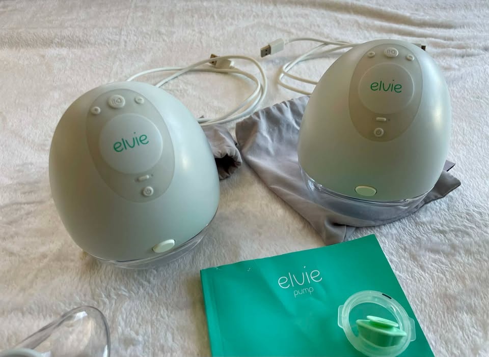 Elvie Wearable Milk Extractors & Dr Brown Bottle Wipes (3-pack) - photo 3