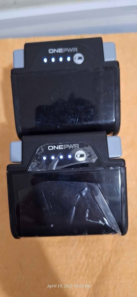 2 Hoover One PWR 4Ah Batteries - photo 4