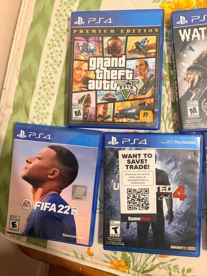 PS4 Pro 1TB - photo 3