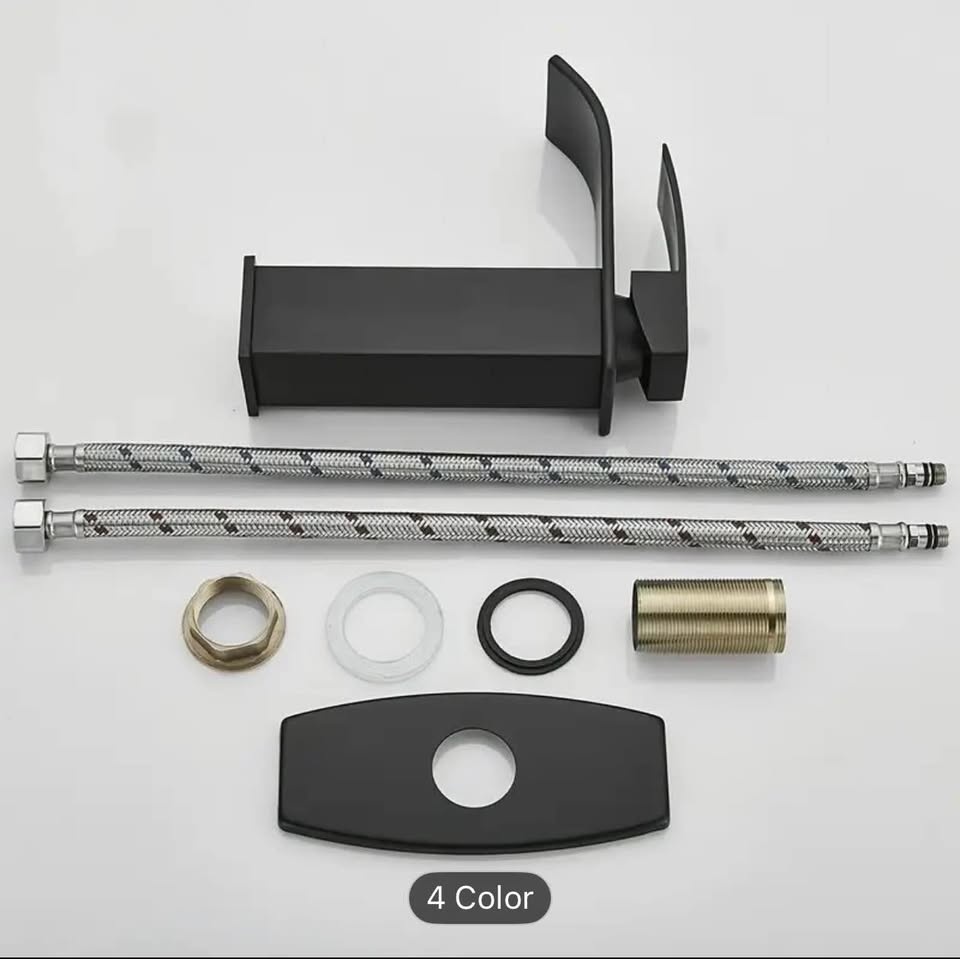 Single Handle Bathroom Faucet - Matte Black - photo 4