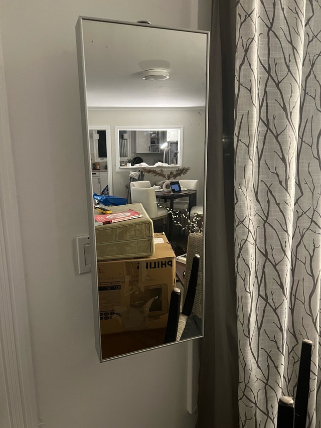 Wall Mounted Spinning Mirror with Storage