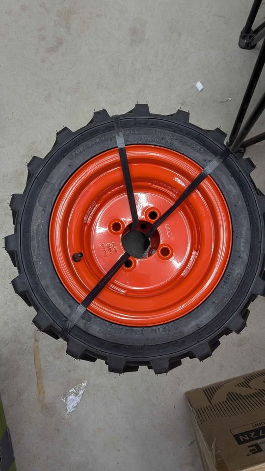 Kubota Front Wheel Assemblies 18x8.50-10 Fits BX Tractors - photo 3