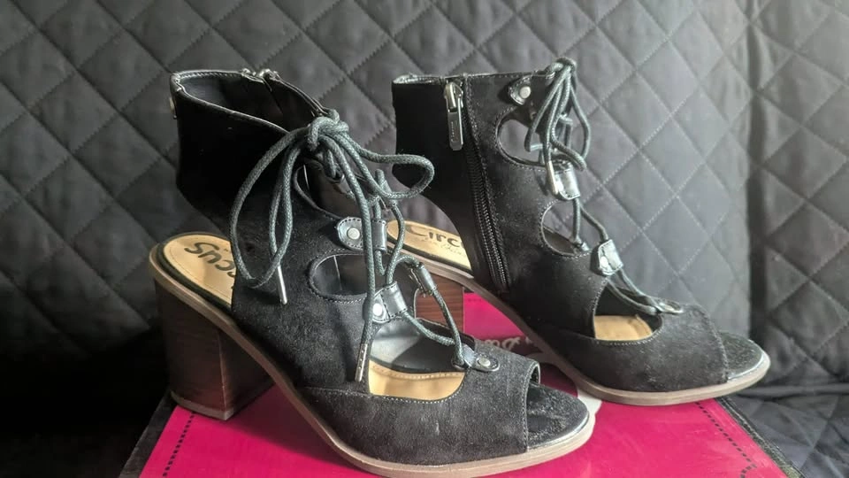 Circus by Sam Edelman Gladiator Sandals Black Size 6.5