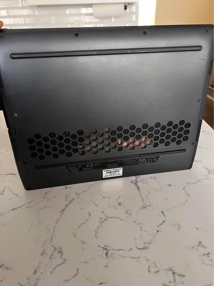 Alienware M15 R7 Gaming Laptop - photo 5