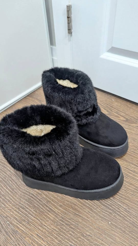 Brand New Warm Winter Boots - Size 37