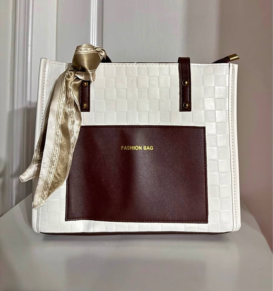 White Tote Bag with zipper