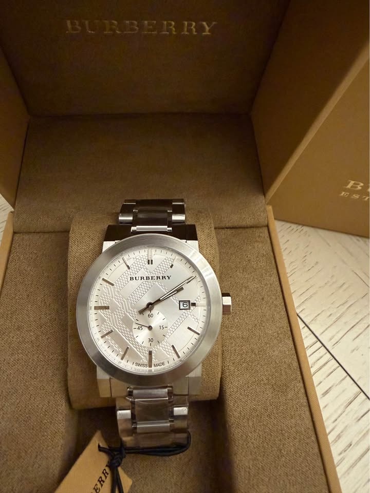 Burberry BU9900 Men's Silver Dial Watch - Brand New - photo 2
