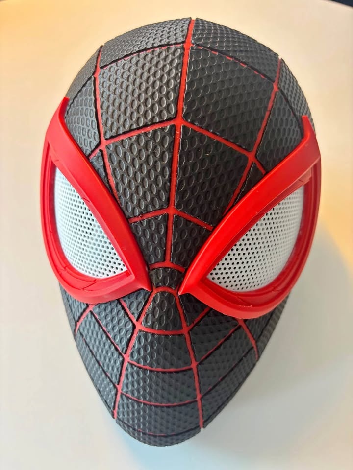 Spider-Man Mask - Miles Morales - Unbelievable Precision