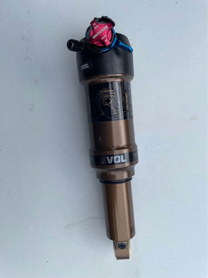 Fox Float rear shock 2 position - photo 2