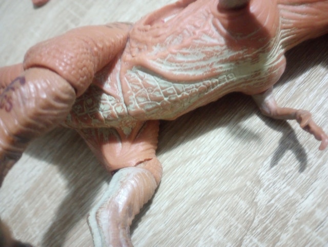 Jurassic Park T. Rex Figures (2) - photo 3
