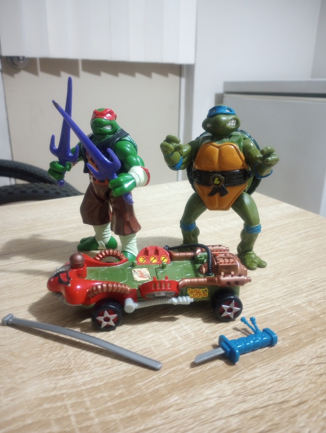TMNT Toys: Raphael 1997, Leonardo 1992
