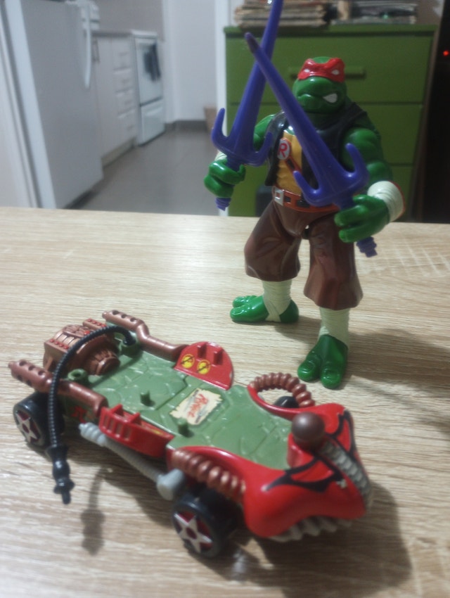 TMNT Toys: Raphael 1997, Leonardo 1992 - photo 2