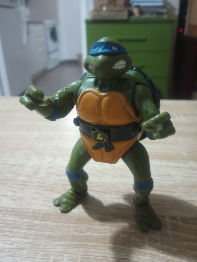 TMNT Toys: Raphael 1997, Leonardo 1992 - photo 3