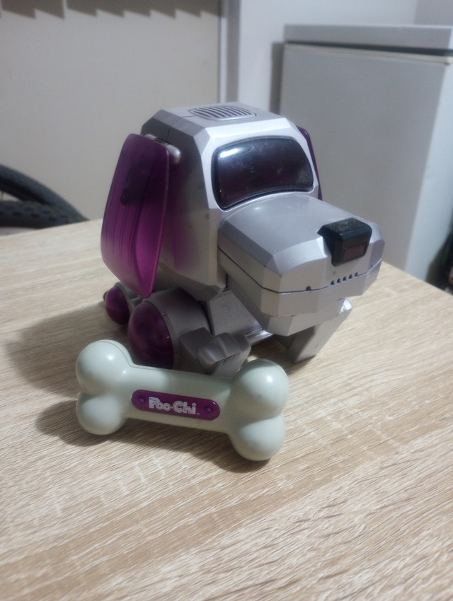 Poo-Chi Robot Dog by Tiger Electronics 1999