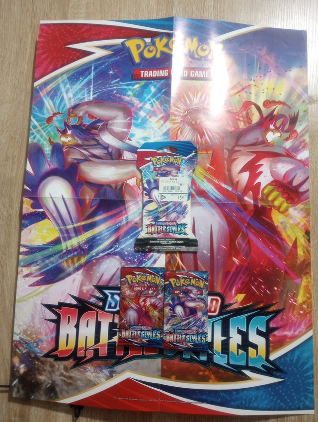 Pokemon Cards - 3 Battle Styles Booster Packs & Poster