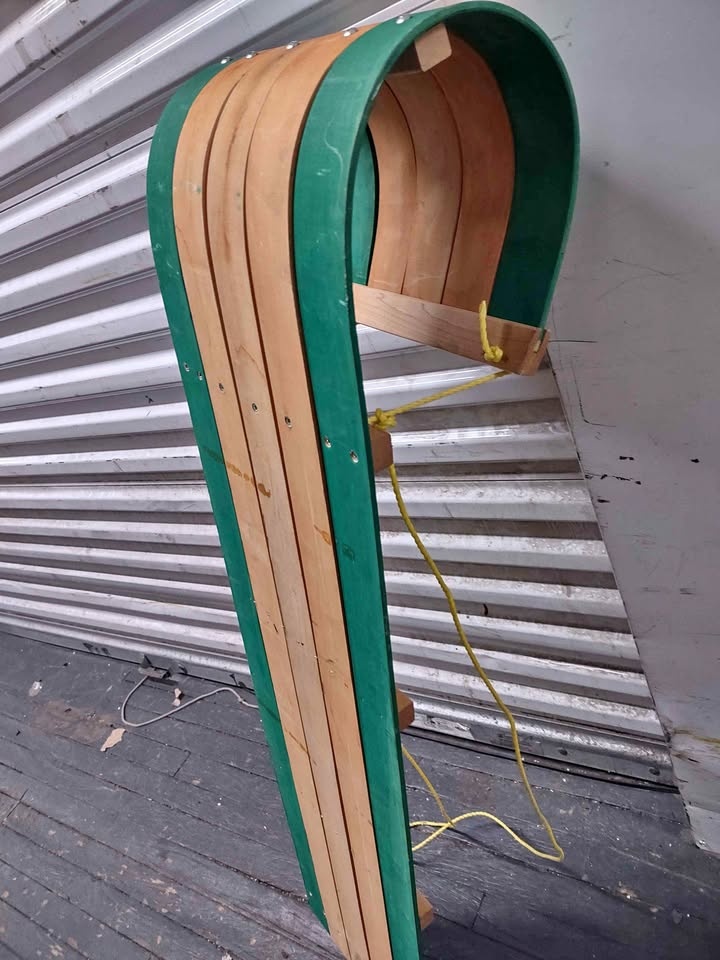 Torpedo wooden slide