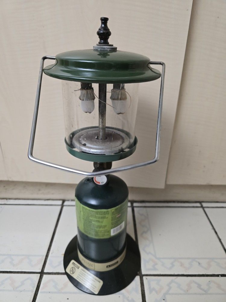 🏆 Wenzel 2-Mantle Propane Lantern Outdoor Camping w/ Steel Handl